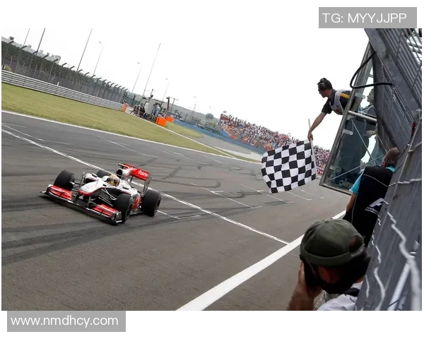 F1赛车手赛前准备与心理调节策略全解析与实践探讨 F1赛车手赛前准备与心理调节策略全解析与实践探讨